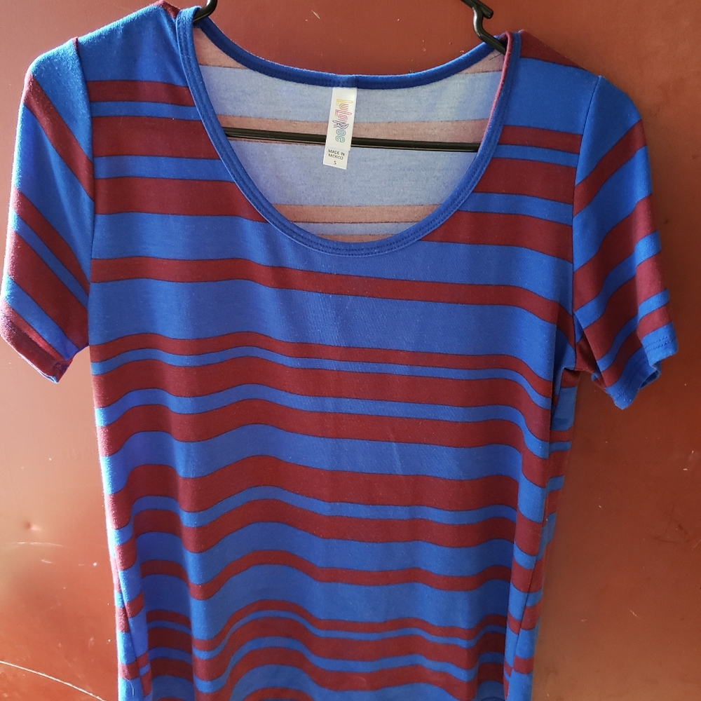 Lularoe classic T top